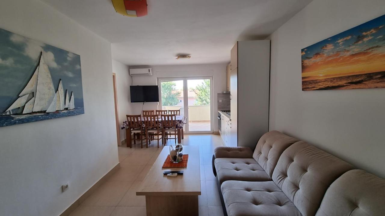 Apartments Bellator Сило Экстерьер фото