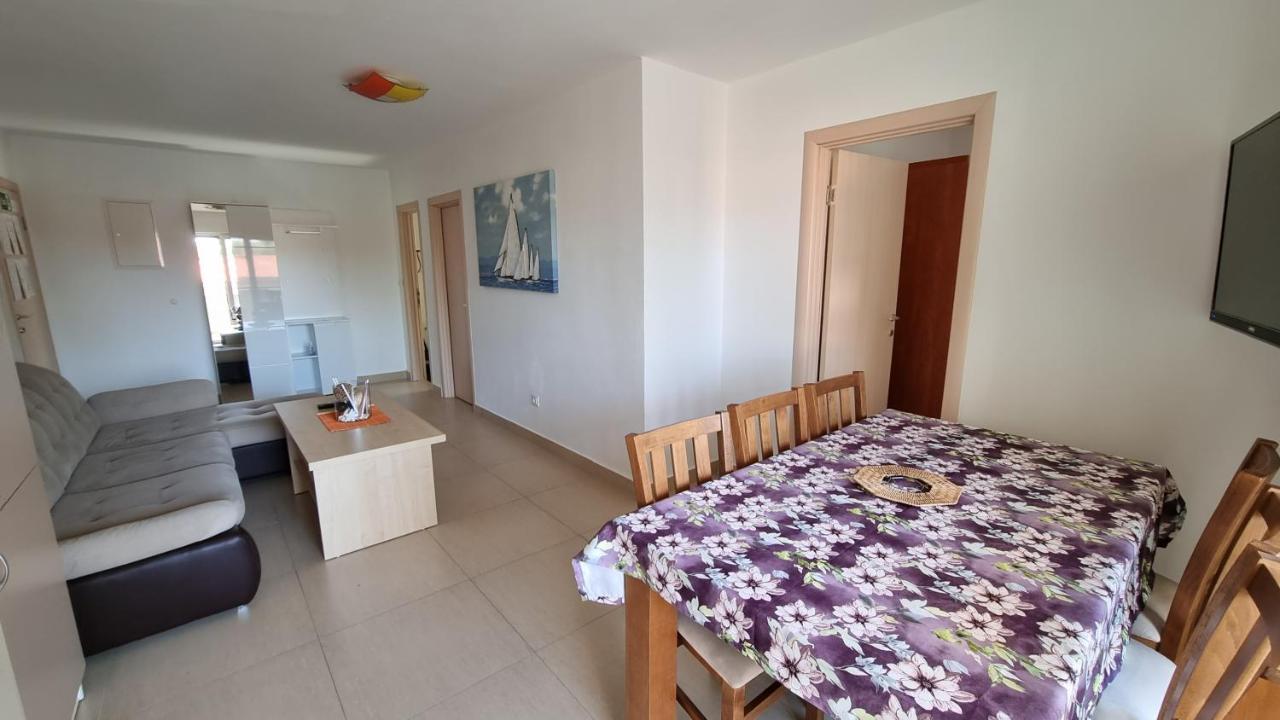 Apartments Bellator Сило Экстерьер фото