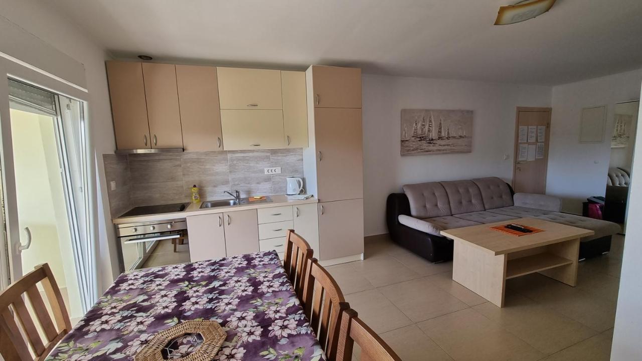 Apartments Bellator Сило Экстерьер фото
