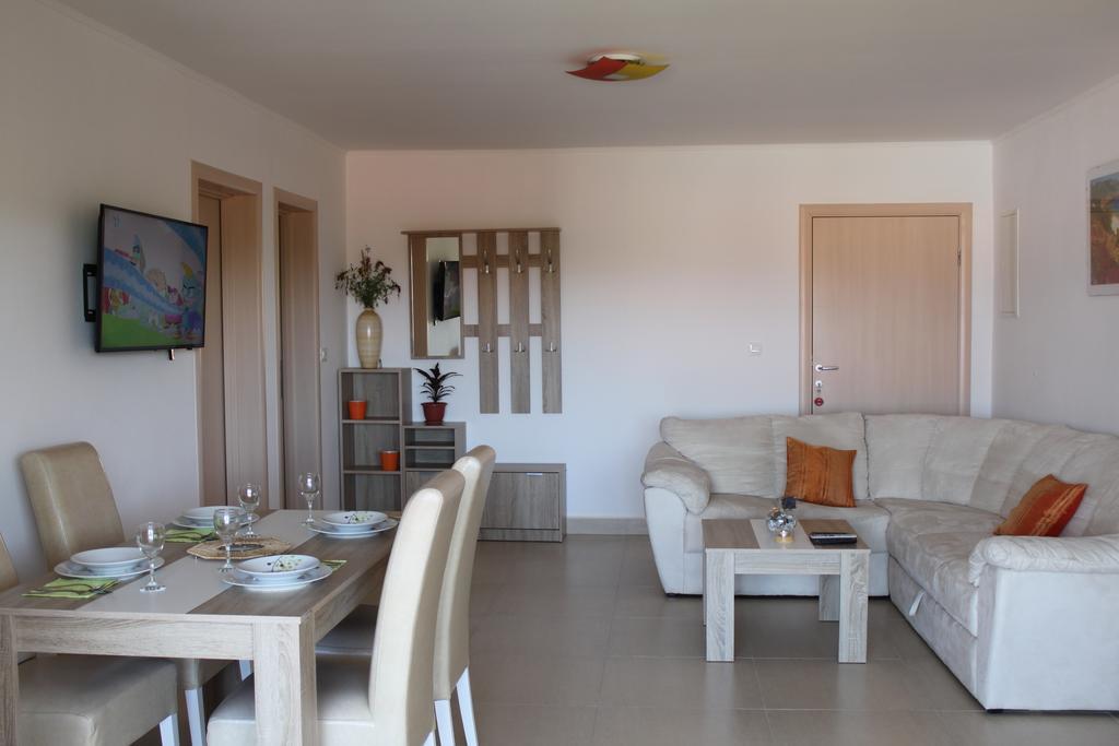 Apartments Bellator Сило Экстерьер фото