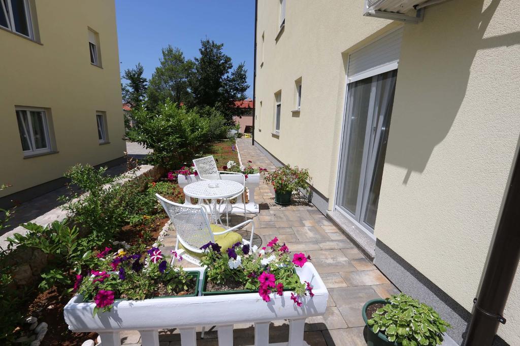 Apartments Bellator Сило Экстерьер фото