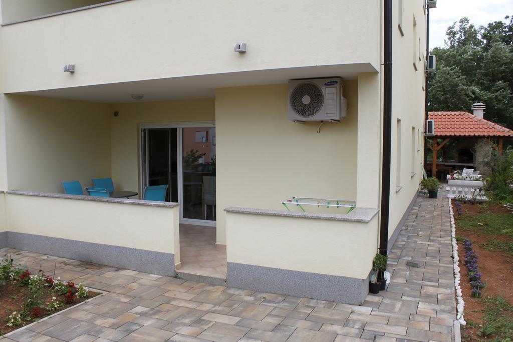 Apartments Bellator Сило Экстерьер фото